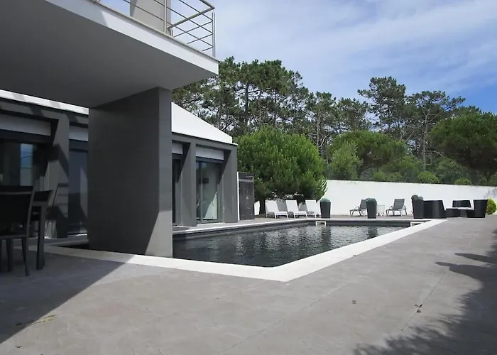 Casa Numa Zona Tranquila Villa Pataias